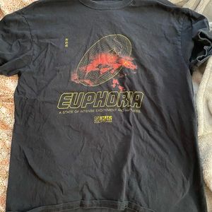 euphoria graphic tee
